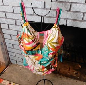 It figures tankini NWT